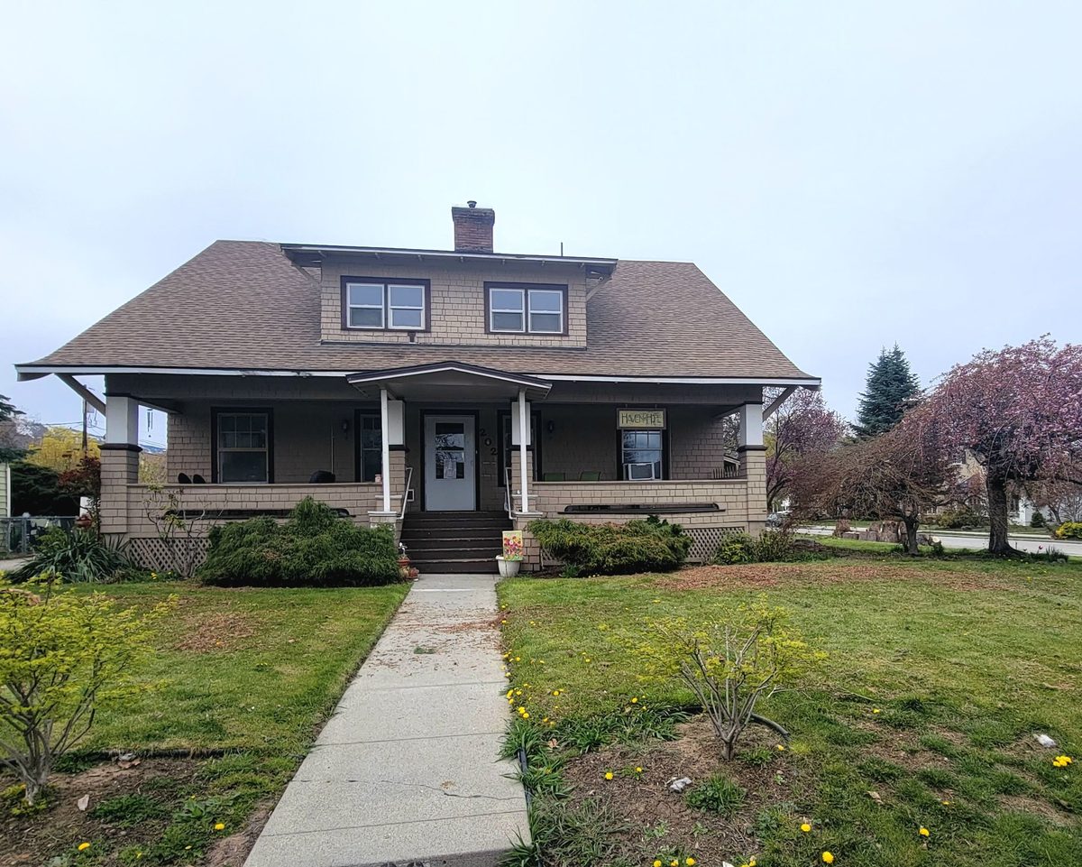 The house that will become Apple Blossom House
